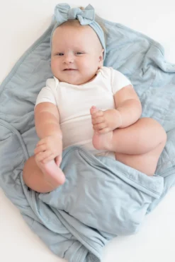 Baby Blanket in Fog 1.0