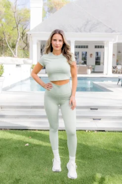 Bamboo Flex Women’s Leggings in Basil
