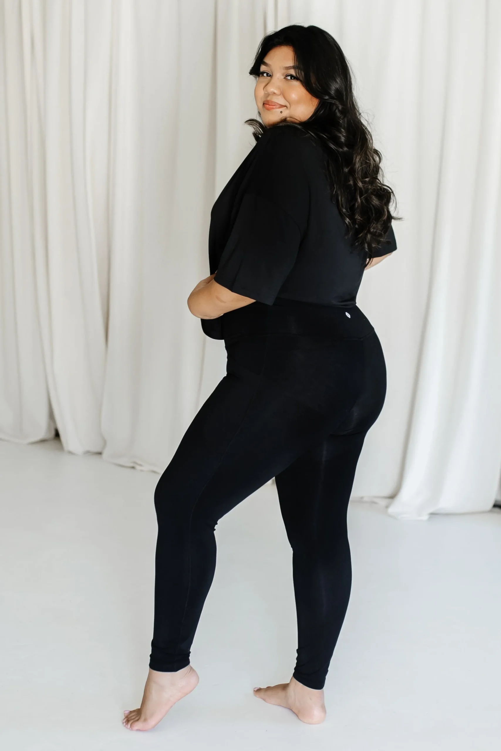 Bamboo Flex Women’s Leggings in Midnight