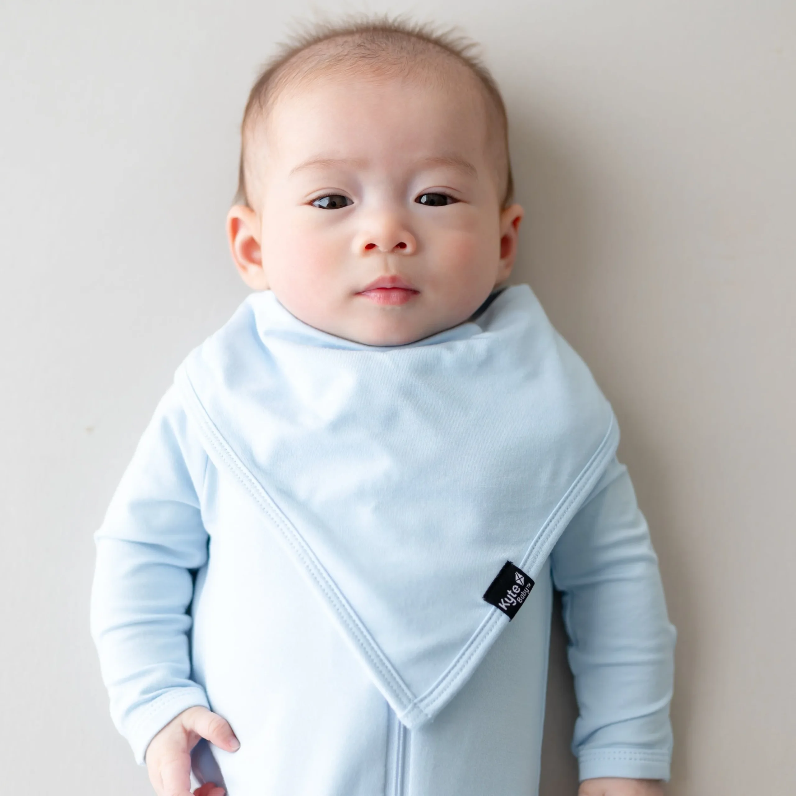Bib in Breeze