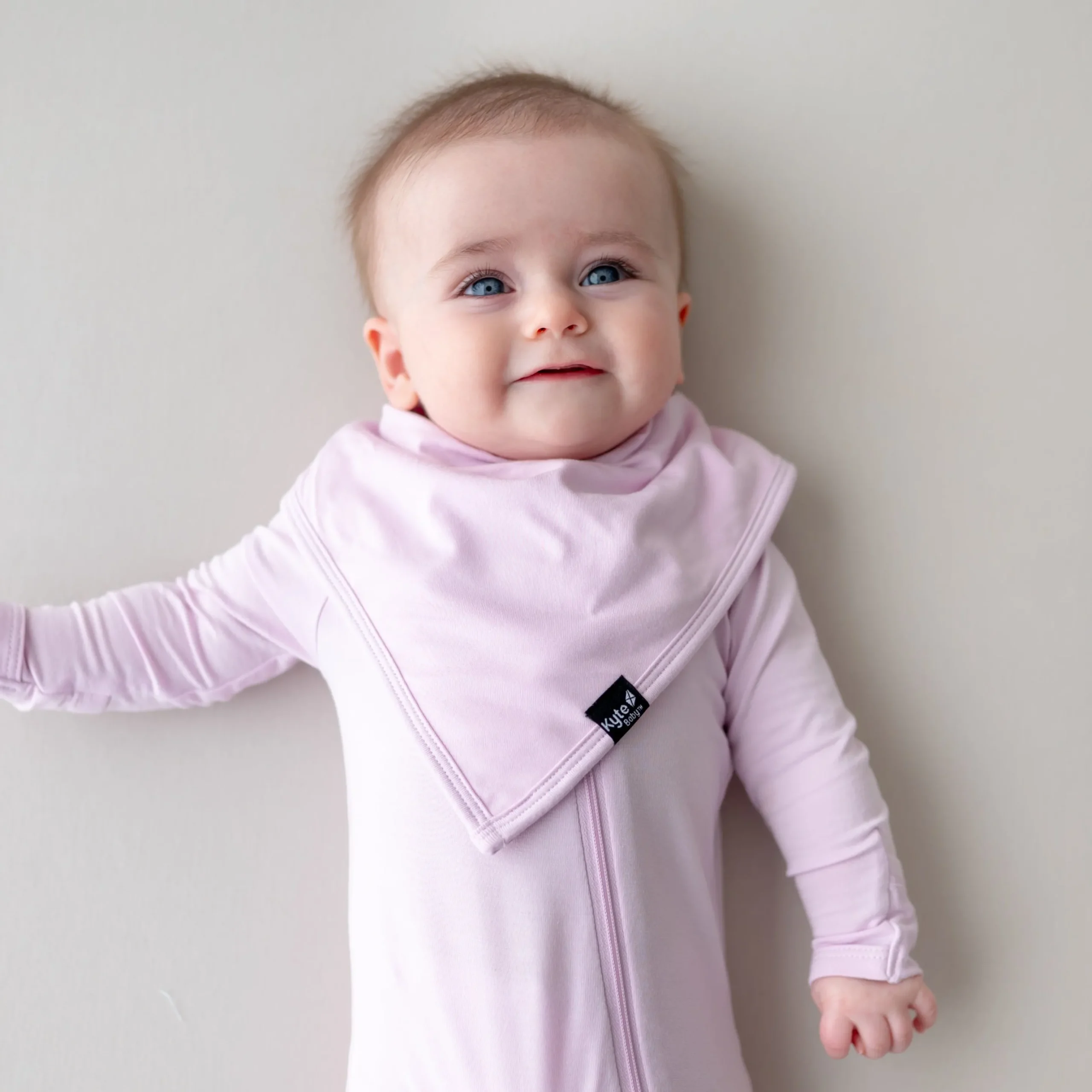 Bib in Thistle