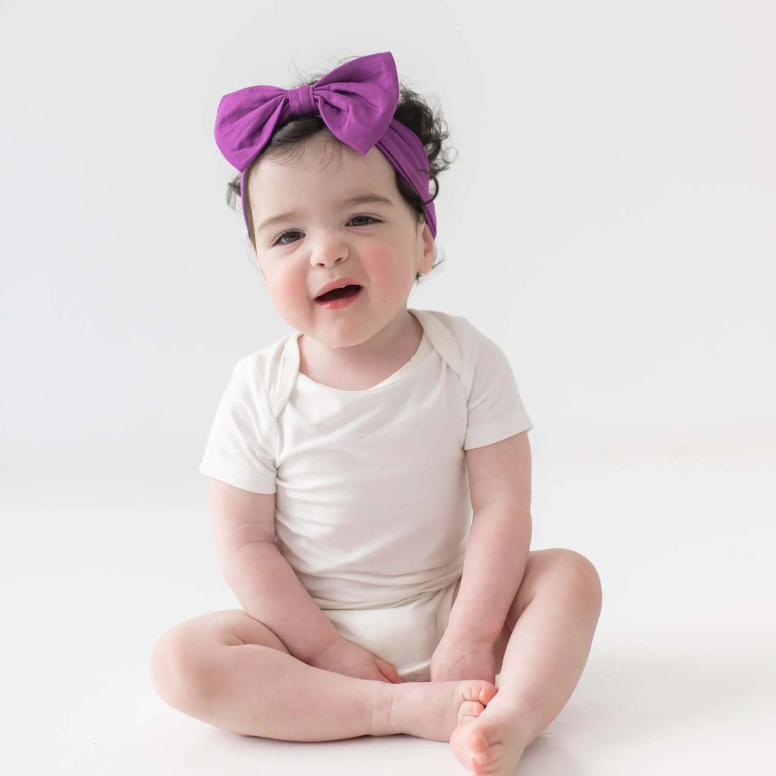 Bow Headband in Berry