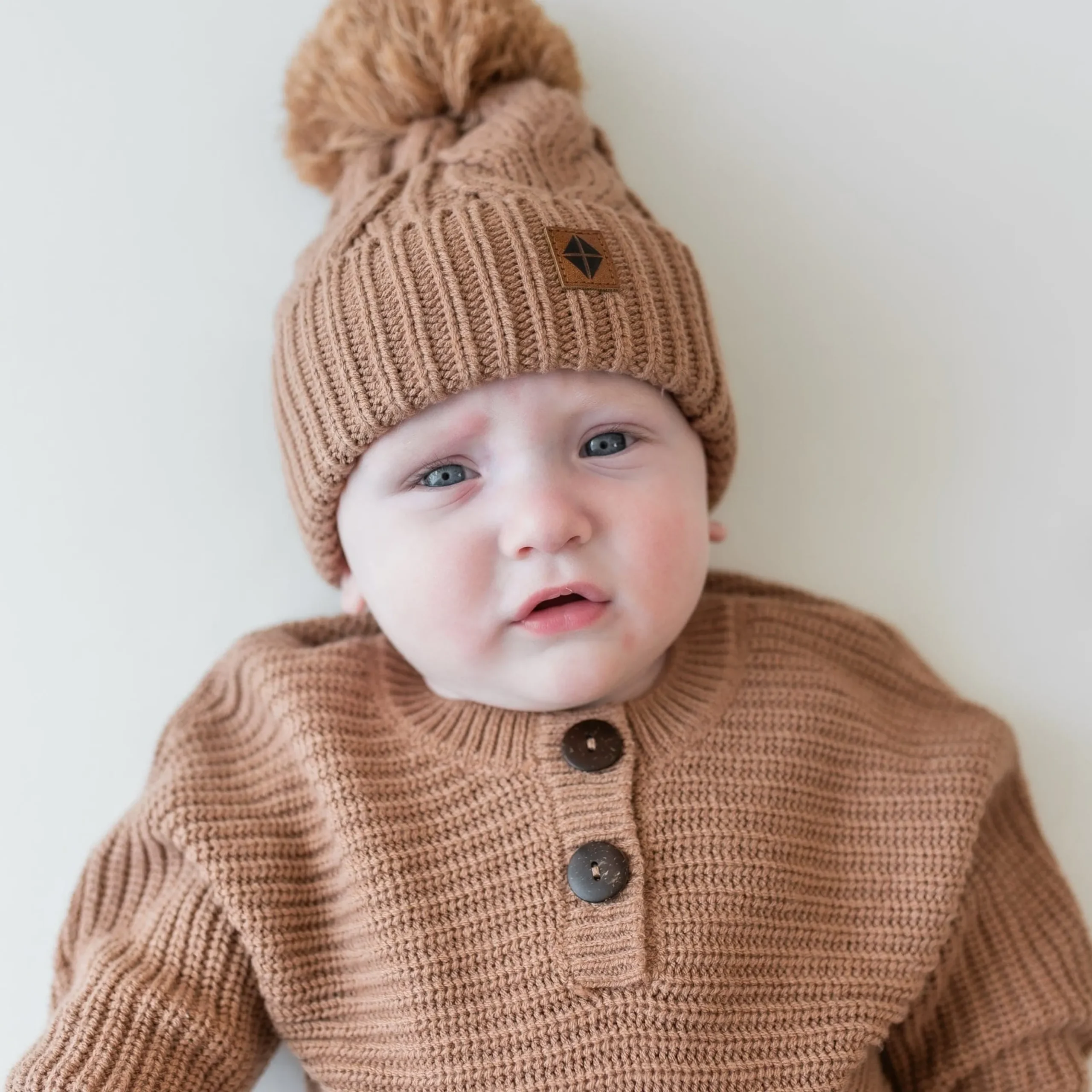 Chunky Cable Knit Beanie in Latte