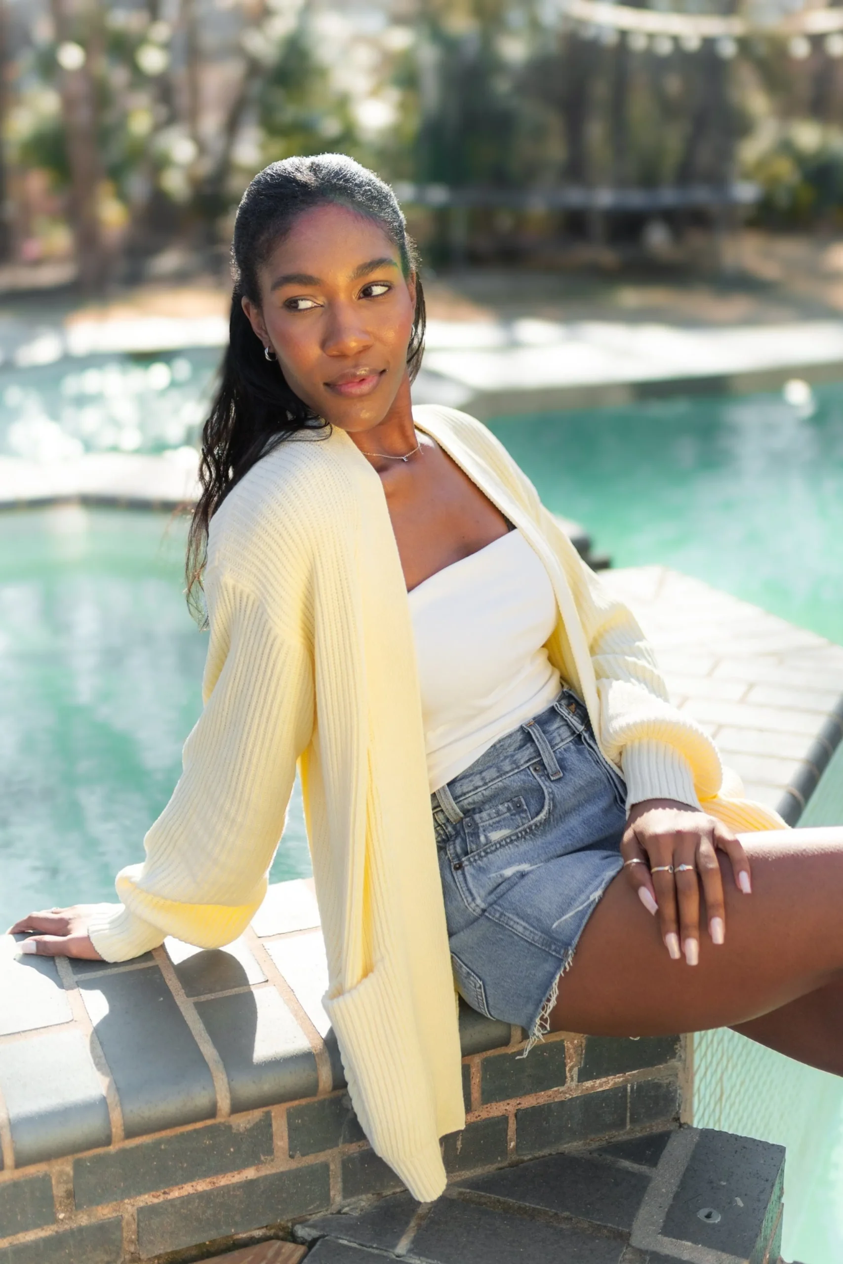 Chunky Knit Women's Oversized Cardigan in Chamomile