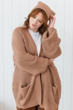 Chunky Knit Women's Oversized Cardigan in Latte
