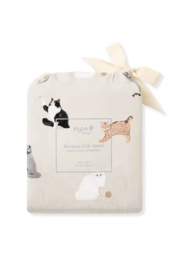 Crib Sheet in Fluffy Cat