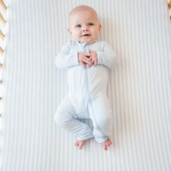 Crib Sheet in Small Mist Stripe
