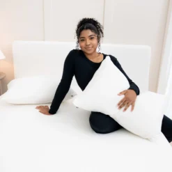 Fitted Sheet with Pillowcases in Cloud