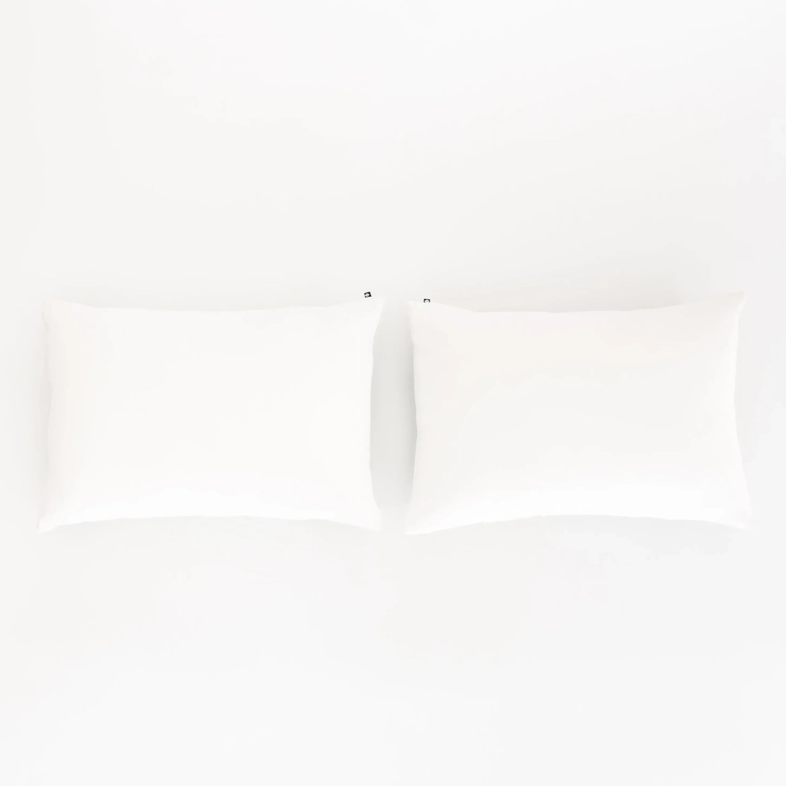 Fitted Sheet with Pillowcases in Cloud