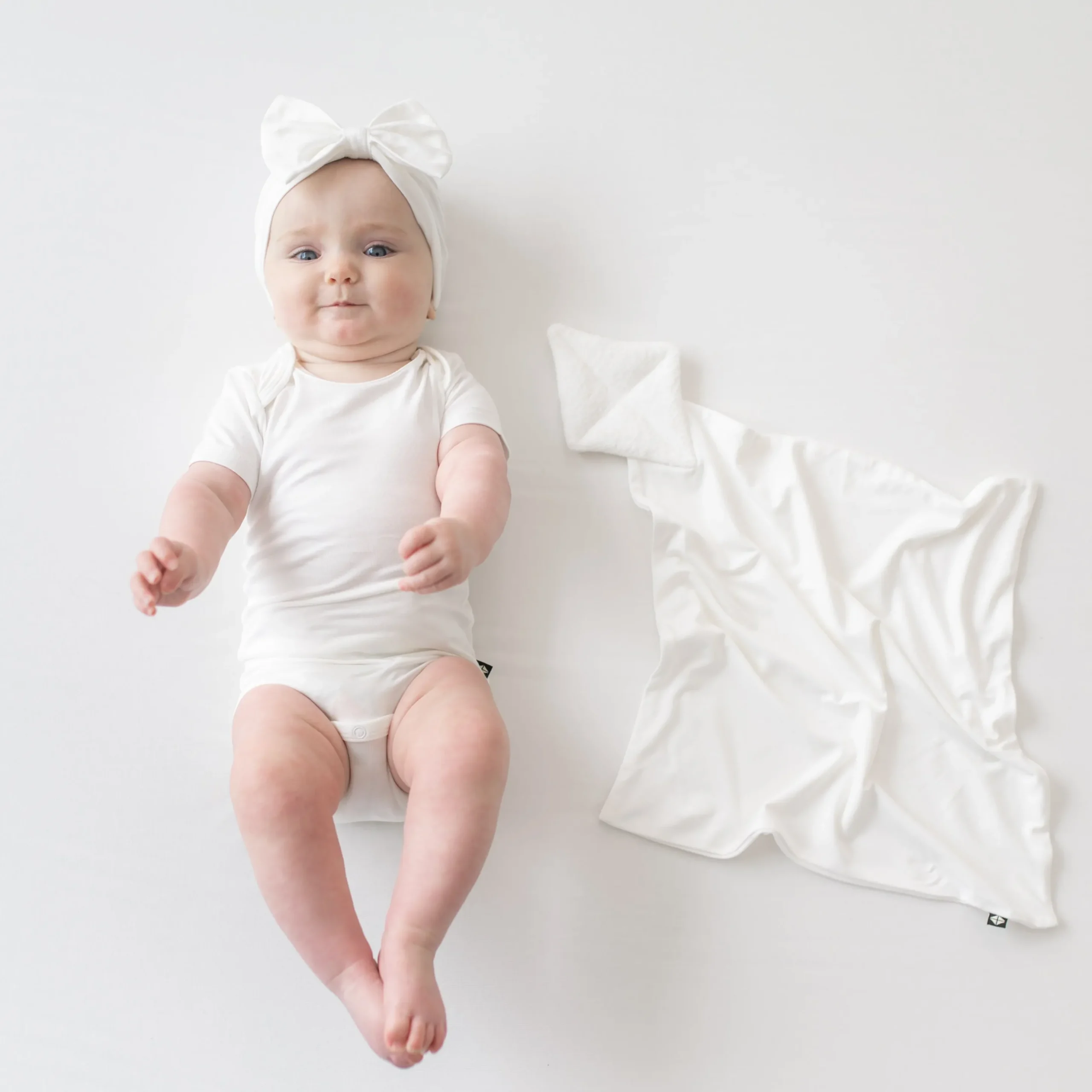 Kite Lovey in Cloud