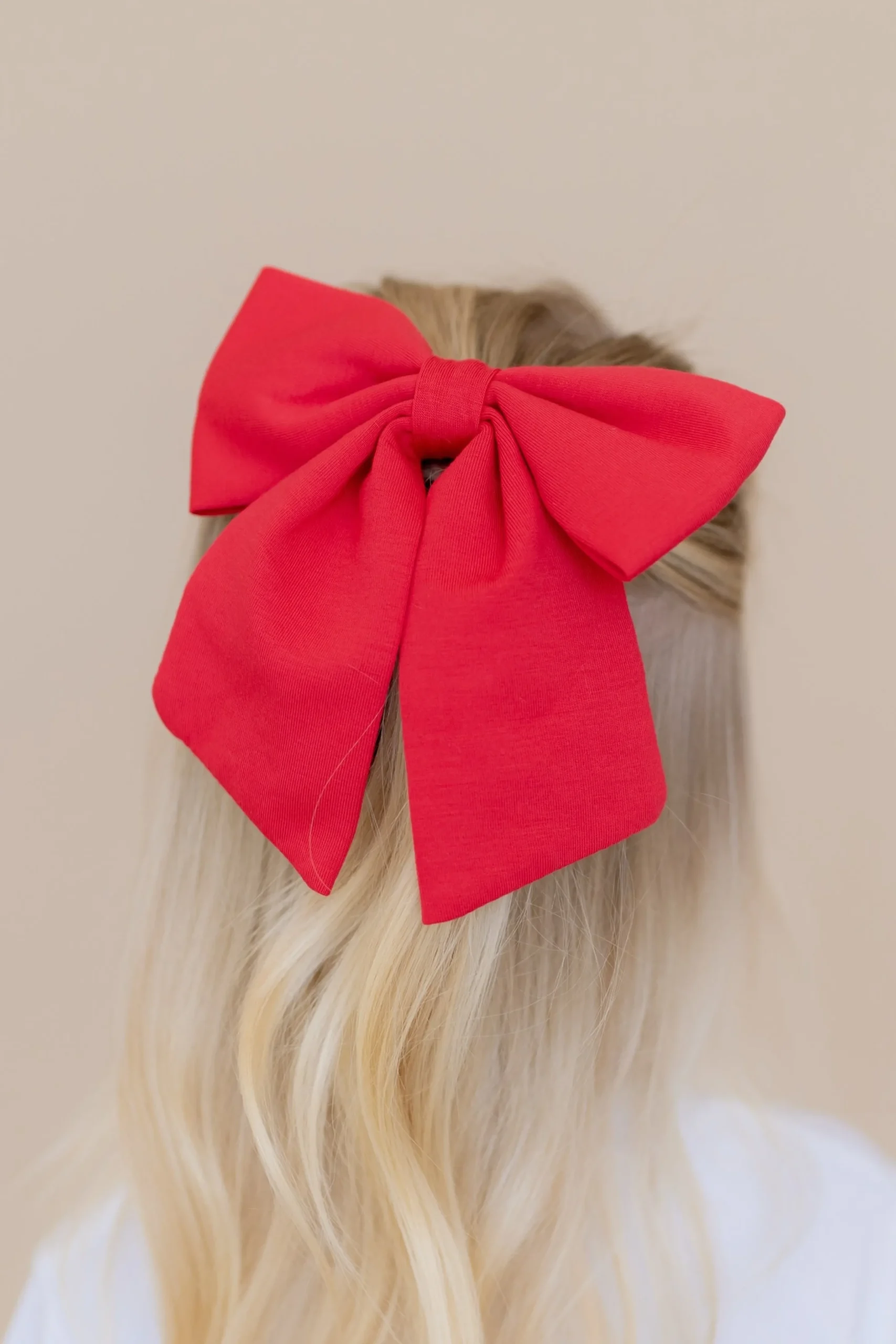 Large Alligator Clip Bow in Cardinal