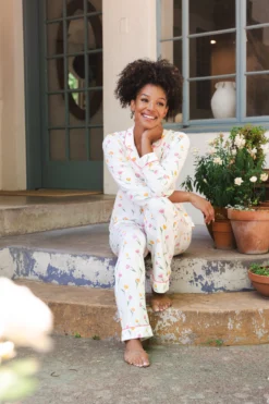 Long-Sleeved Women's Pajama Set in Tulip