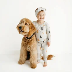 Long Sleeve Pajamas in Fluffy Dog