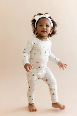 Long Sleeve Pajamas in Starry Icon