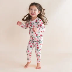 Long Sleeve Pajamas in Strawberry Fields