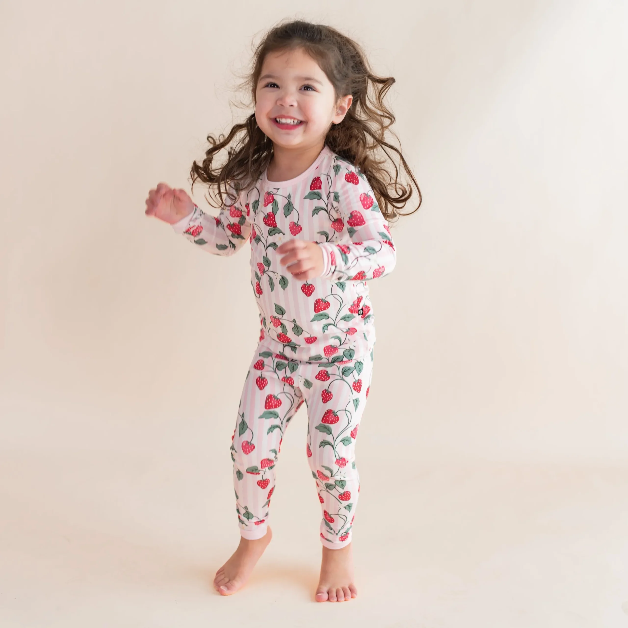Long Sleeve Pajamas in Strawberry Fields