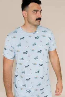 Men's Crew Neck Tee in Take Off