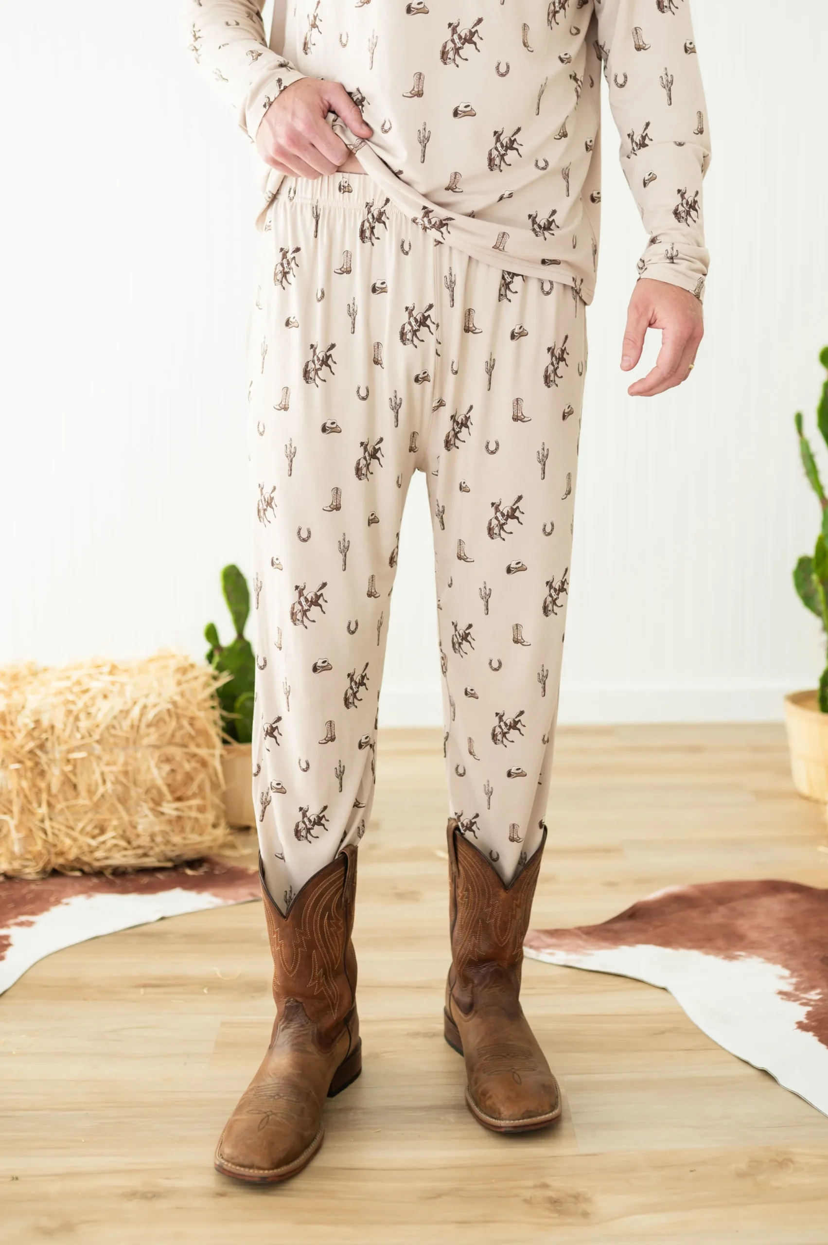 Men's Jogger Set in Classic Cowboy