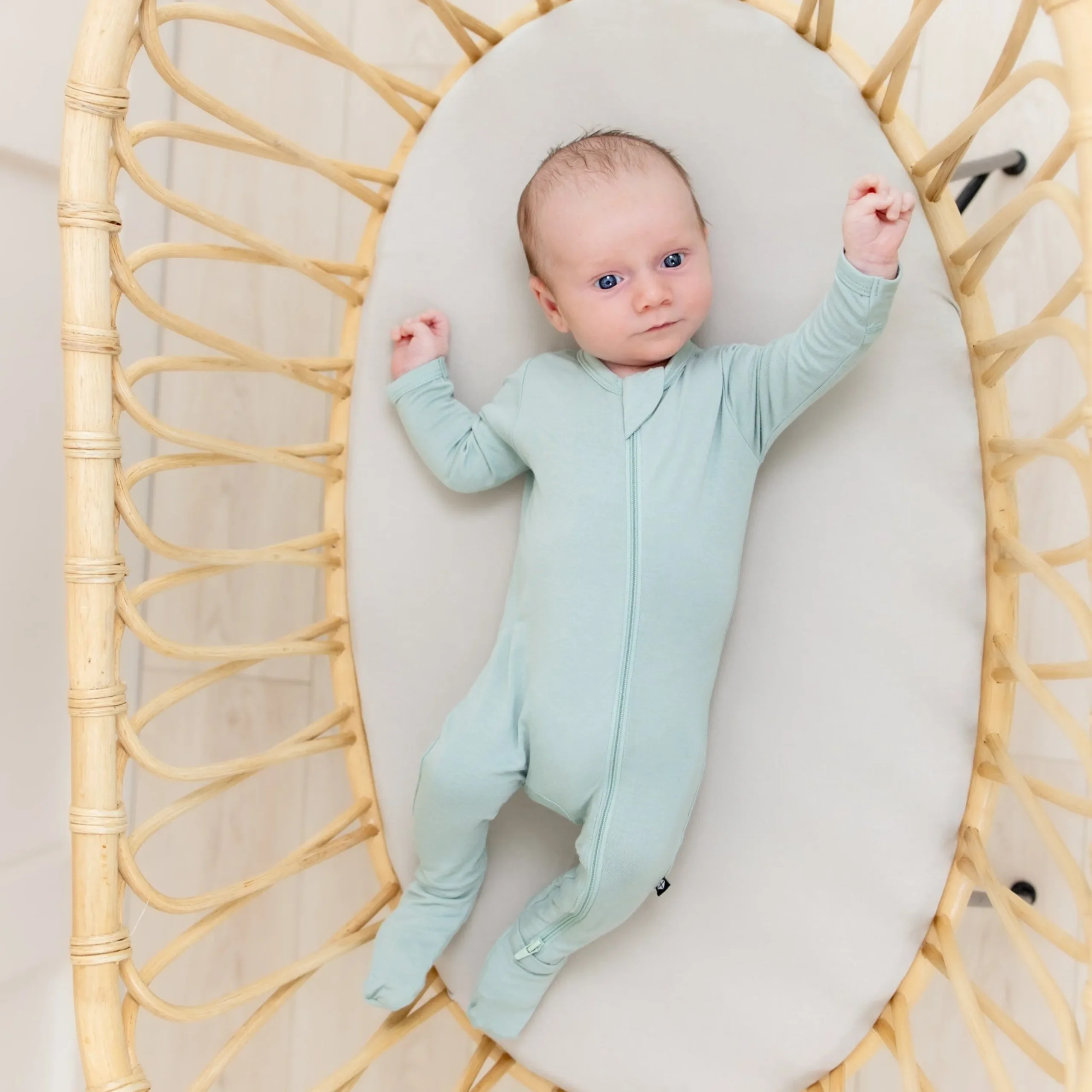Oval Bassinet Sheet in Oat