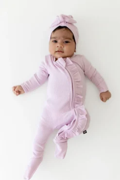 Ribbed Ruffle Zipper Footie in Thistle