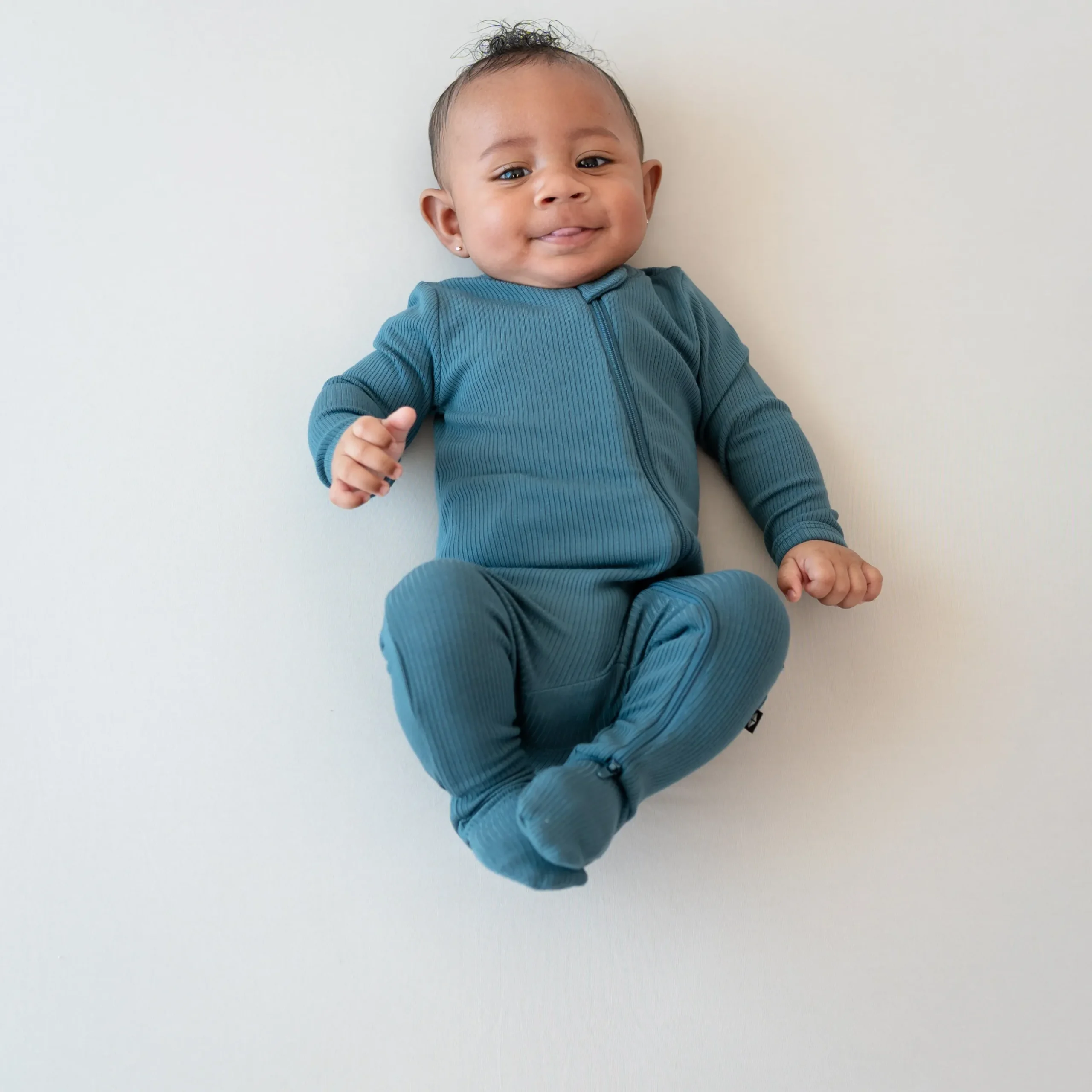 Ribbed Zipper Footie in Atlantic