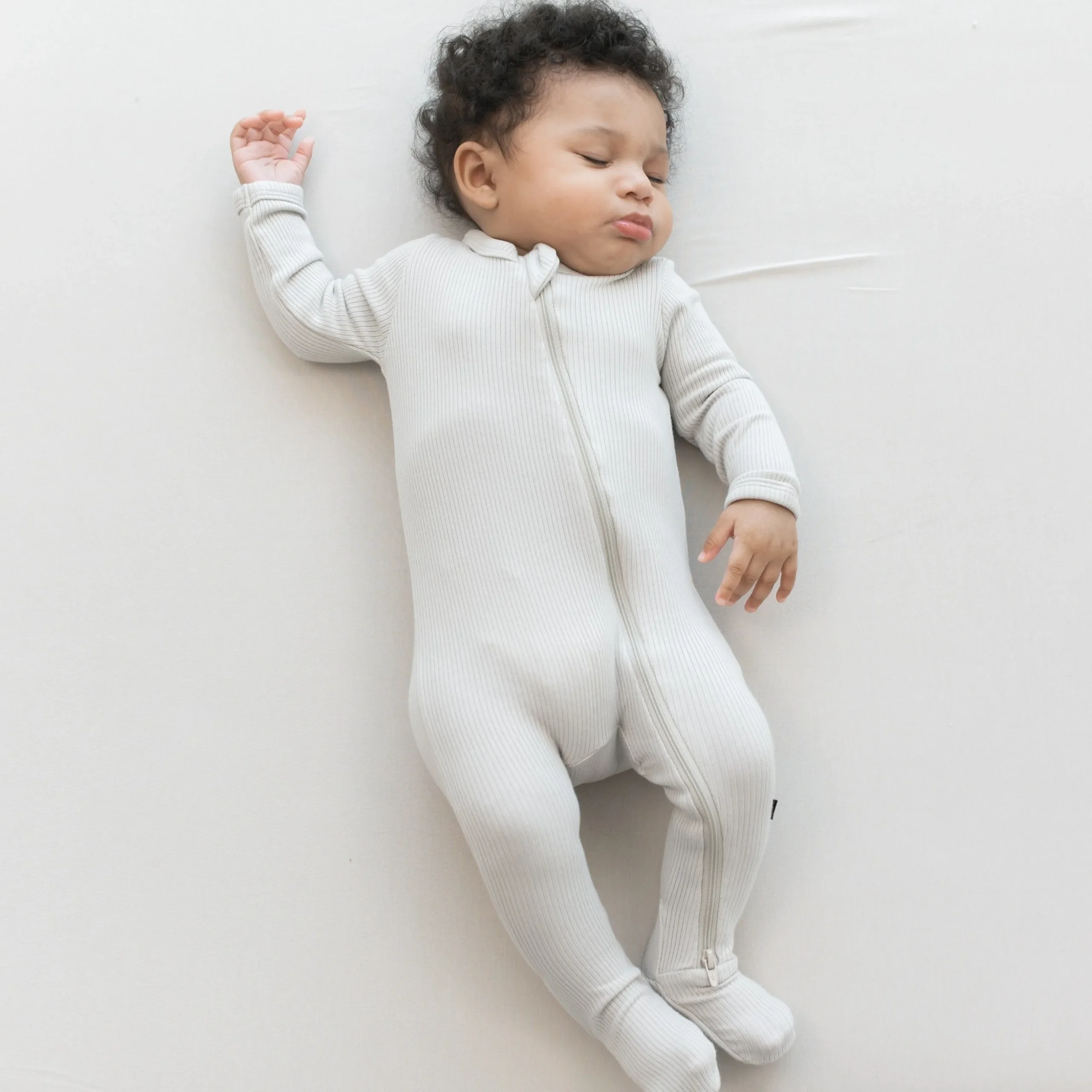 Ribbed Zipper Footie in Oat