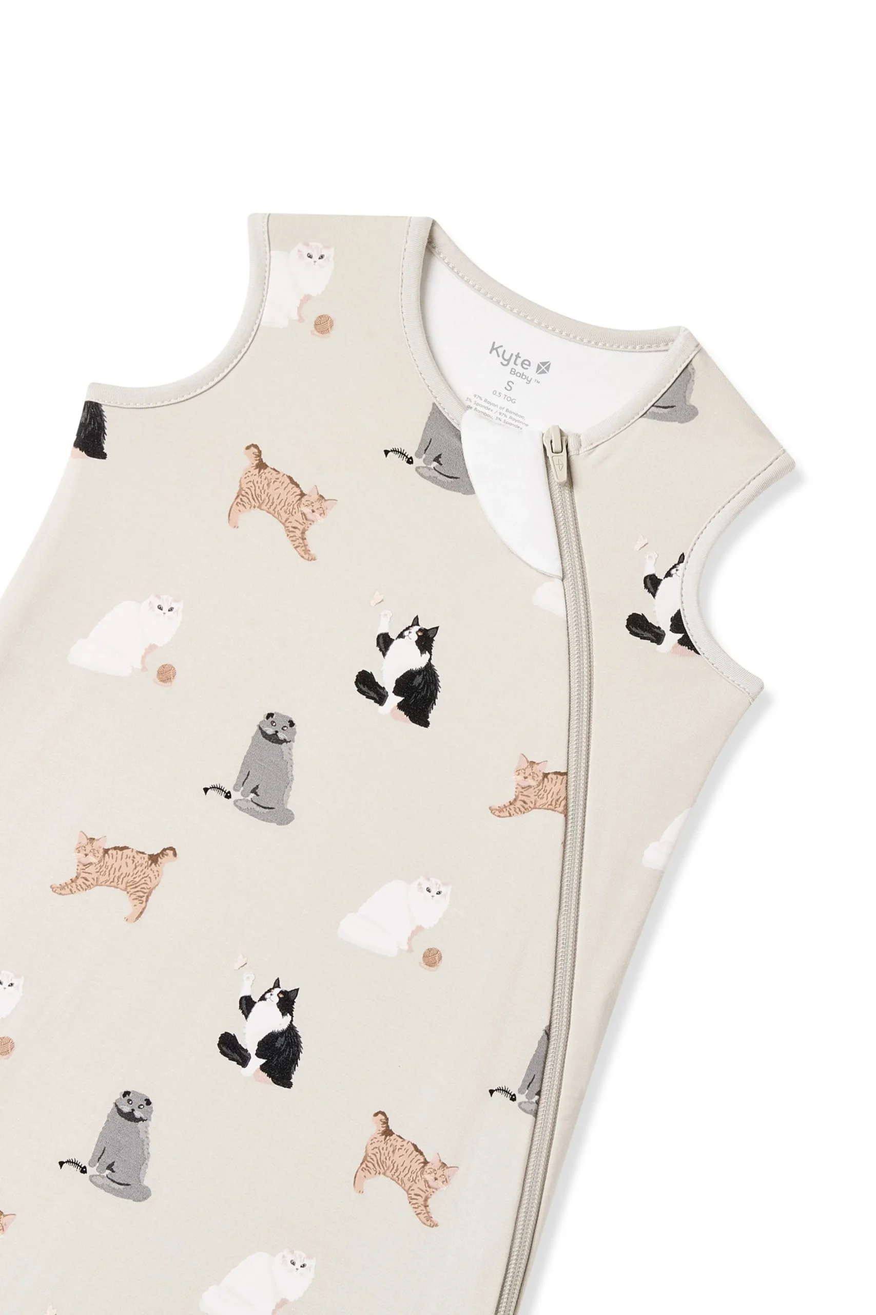 Sleep Bag in Fluffy Cat 0.5