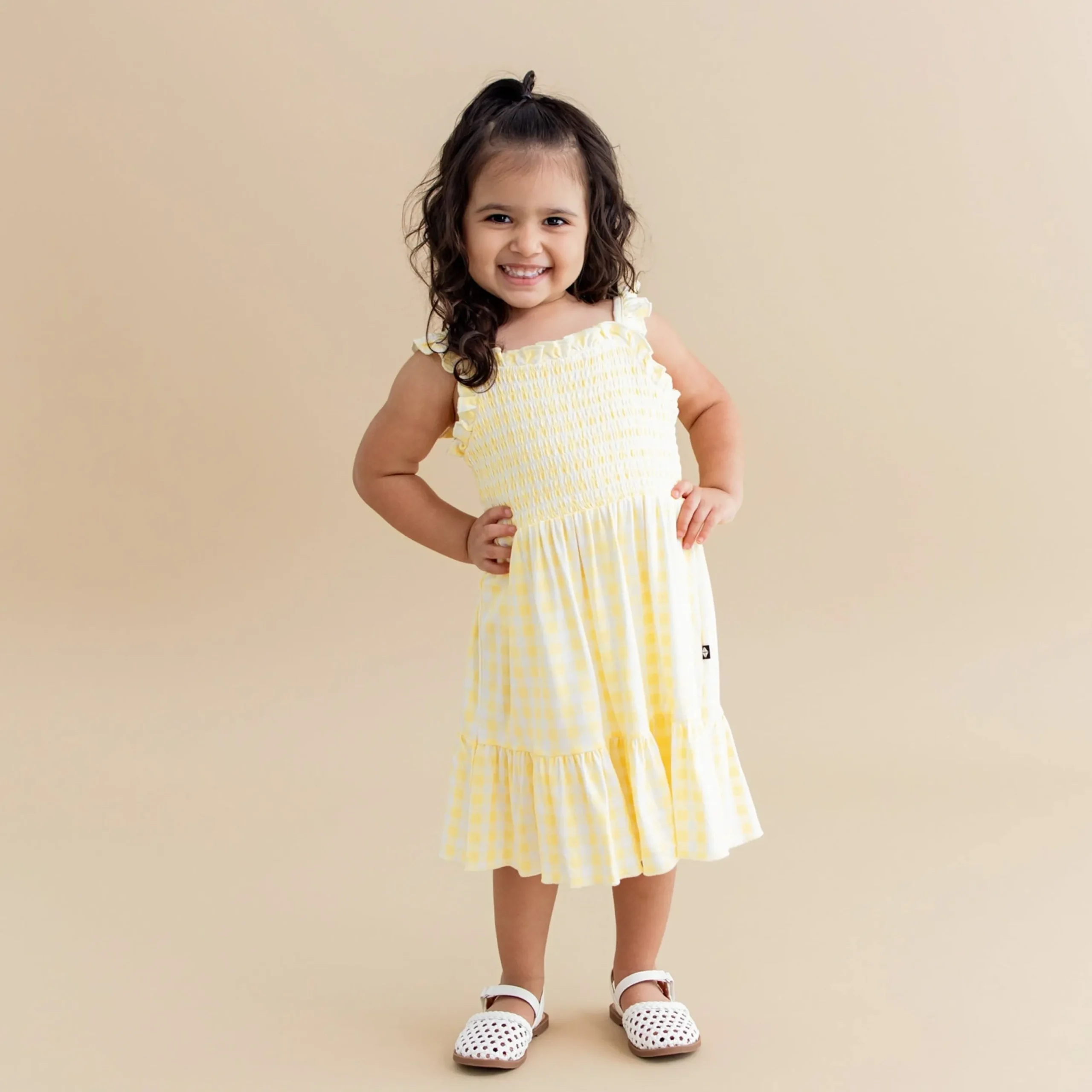 Smocked Dress in Gingham Chamomile
