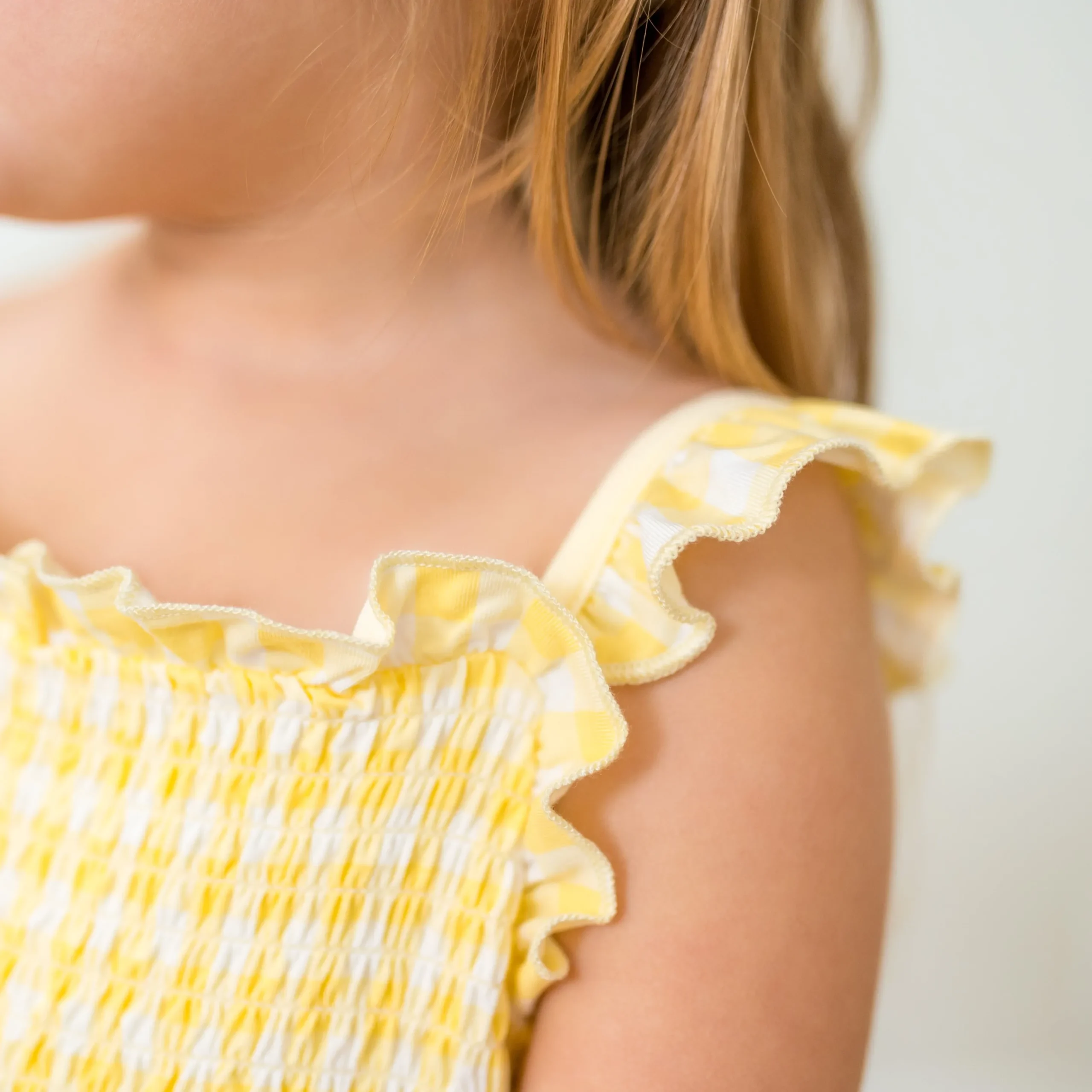 Smocked Dress in Gingham Chamomile
