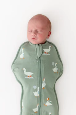 Swaddle Bag in Silly Goose 0.5