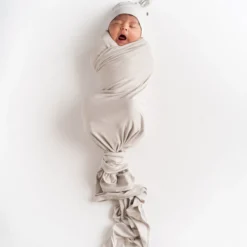 Swaddle Blanket in Oat
