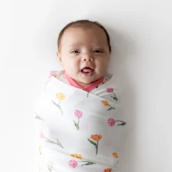Swaddle Blanket in Tulip