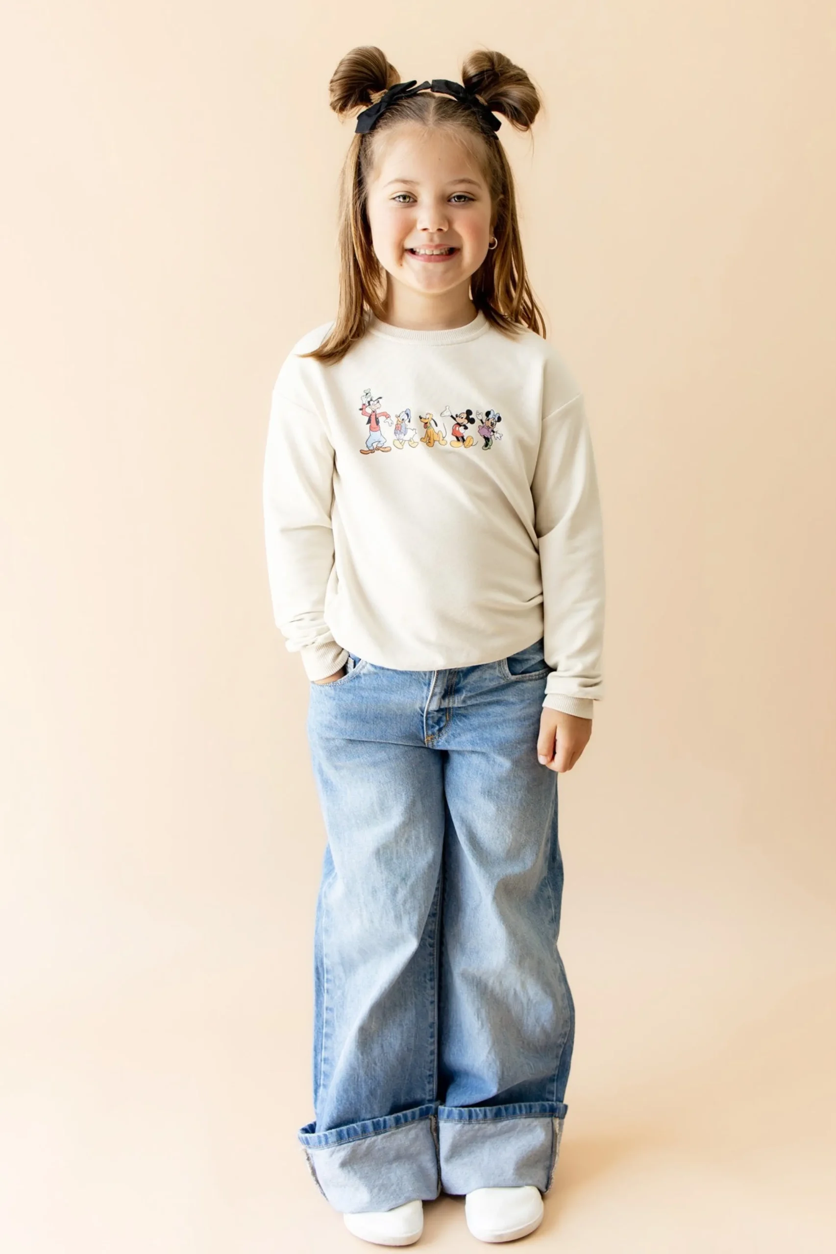 Sweatshirt in Mickey and Friends on Ecru