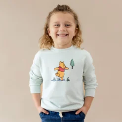 Sweatshirt in Winnie the Pooh on Dew