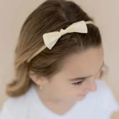 Tiny Nylon Bow in Chamomile