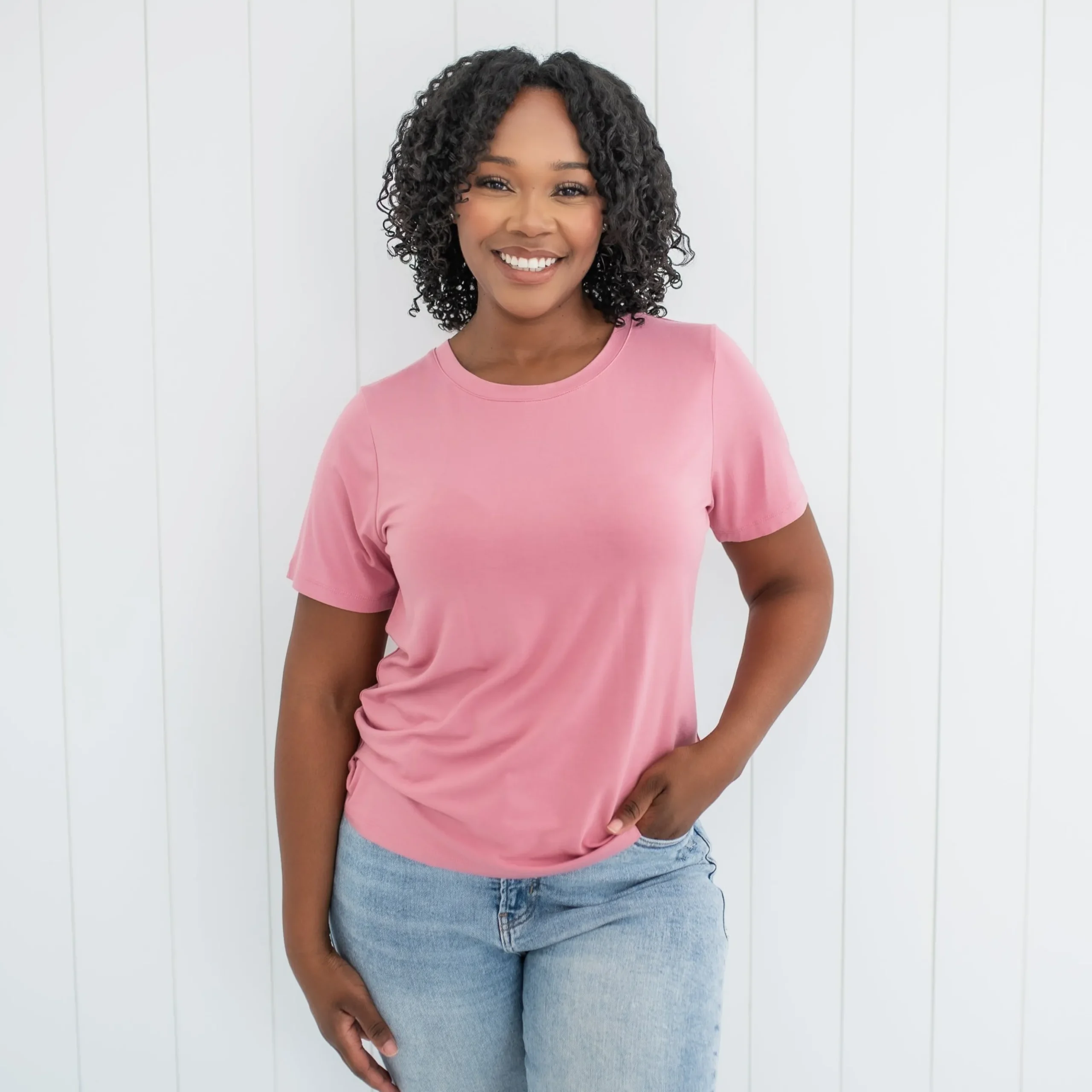 Women's Crew Neck Tee in Apple Blossom
