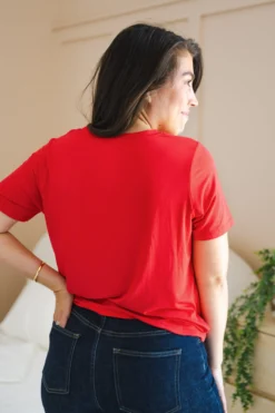 Women's Crew Neck Tee in Cardinal