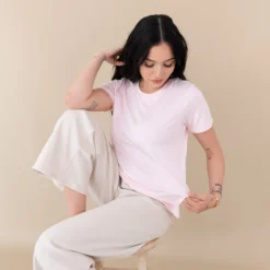 Women's Crew Neck Tee in Sakura