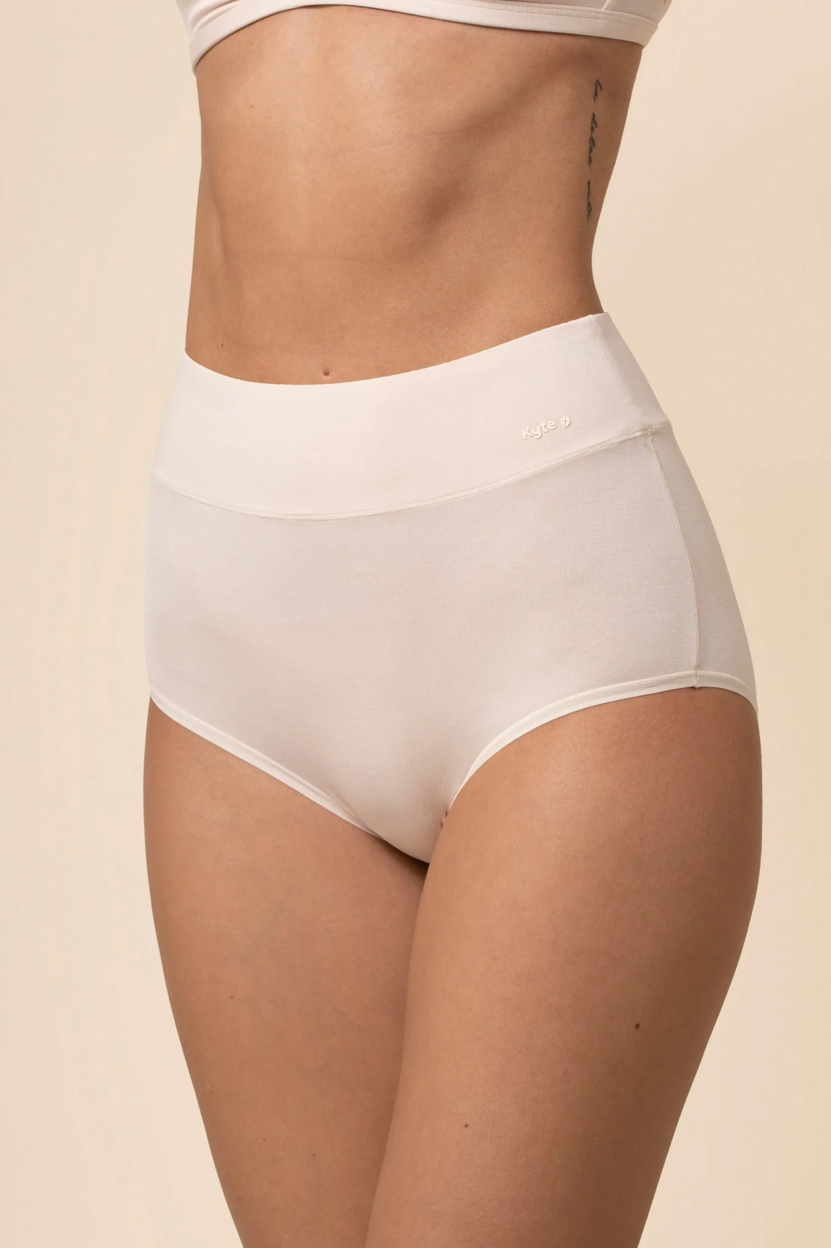 Women's High-Waisted Brief in Blonde