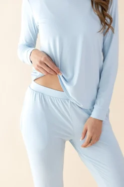Women's Jogger Pajama Set in Breeze