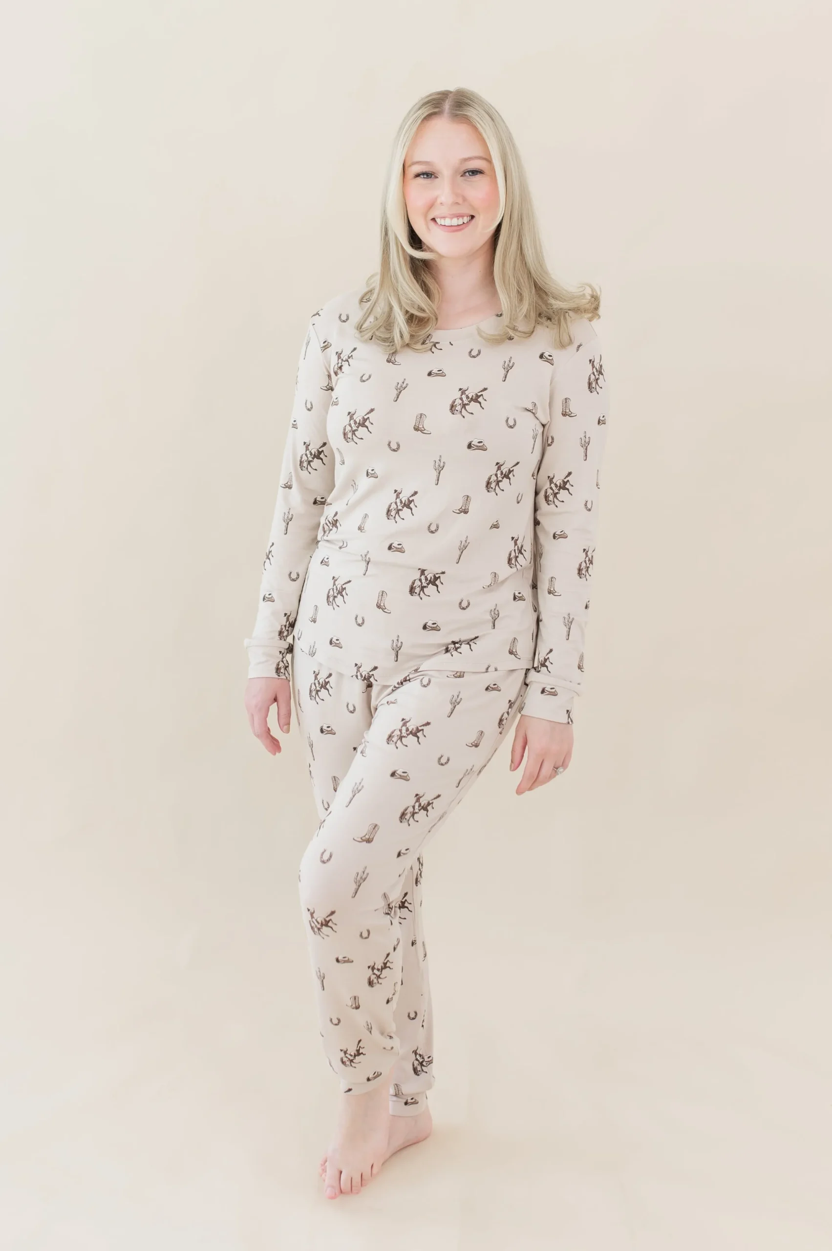 Women's Jogger Pajama Set in Classic Cowboy