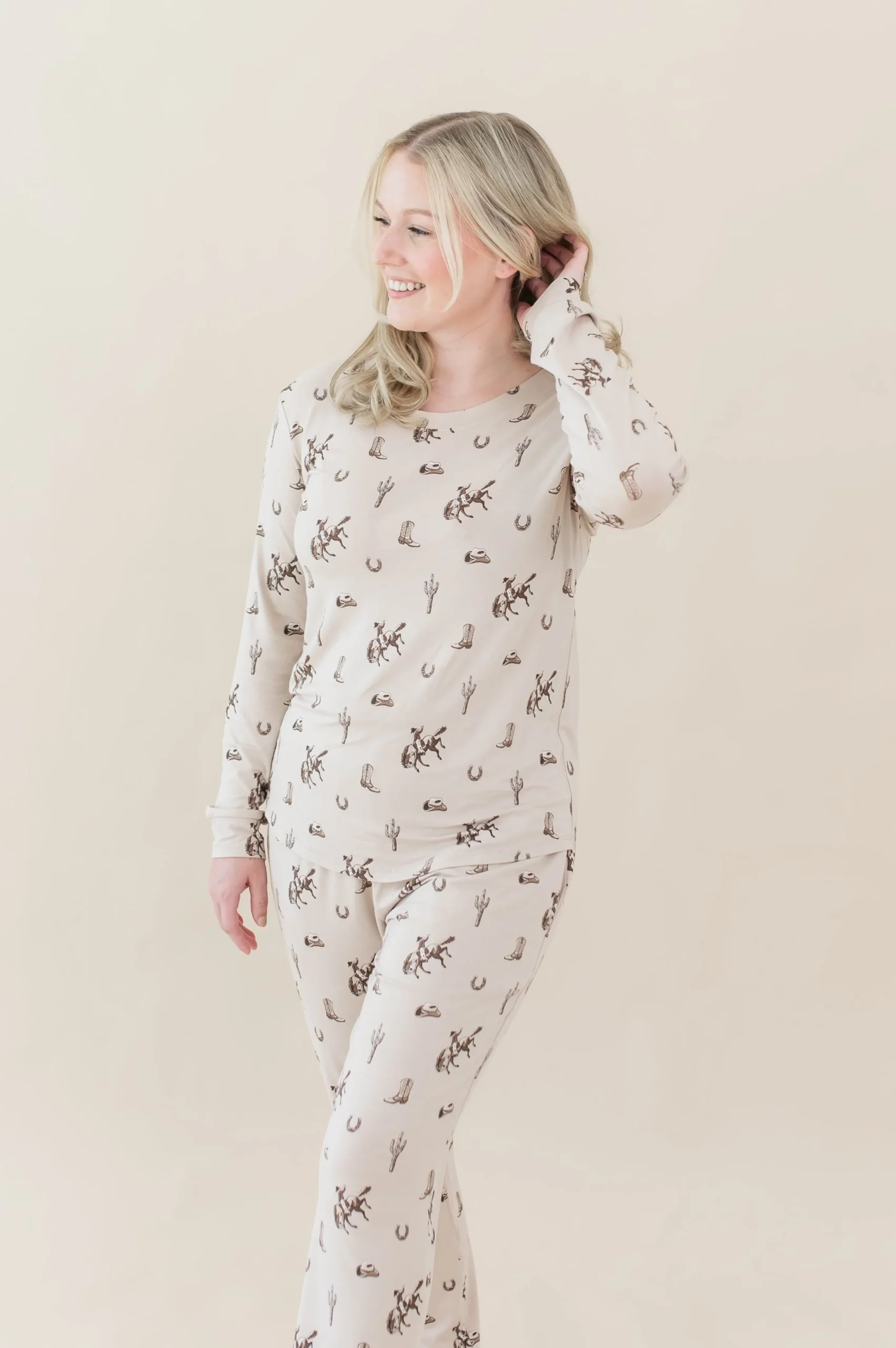 Women's Jogger Pajama Set in Classic Cowboy