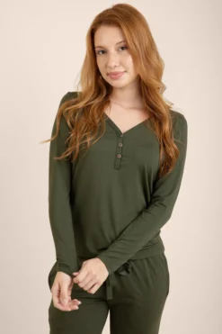 Women's Long Sleeve Henley Tee in Fir