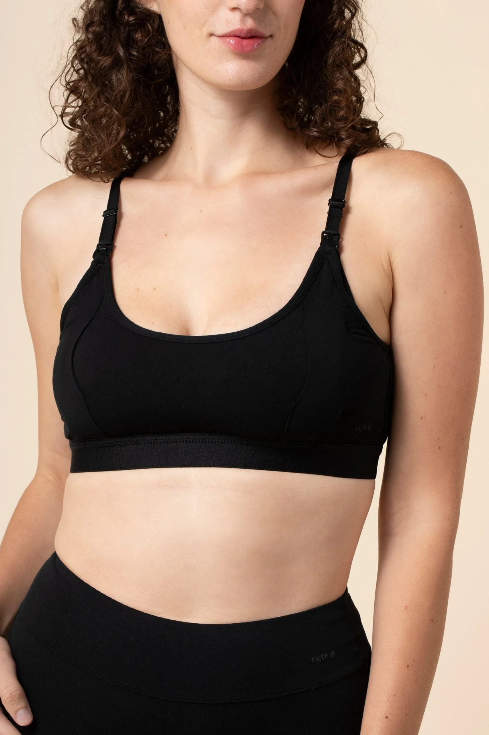 Women's Pumping Bra in Midnight