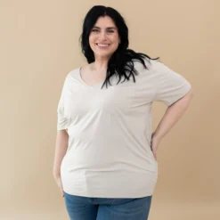 Women’s Relaxed Fit V-Neck in Oat