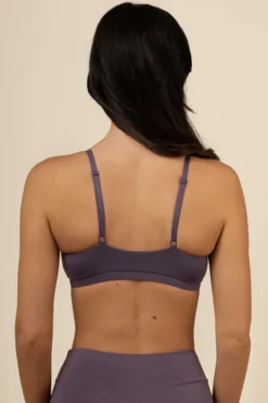 Women's Scoop Neck Bralette in Currant