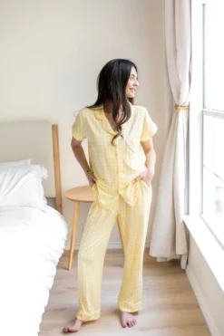 Women's Short Sleeve Cropped Pajama Set in Gingham Chamomile