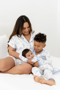 Women's Short Sleeve Pajama Set in Toile Safari