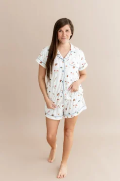 Women's Short Sleeve Pajama Set in Home Run