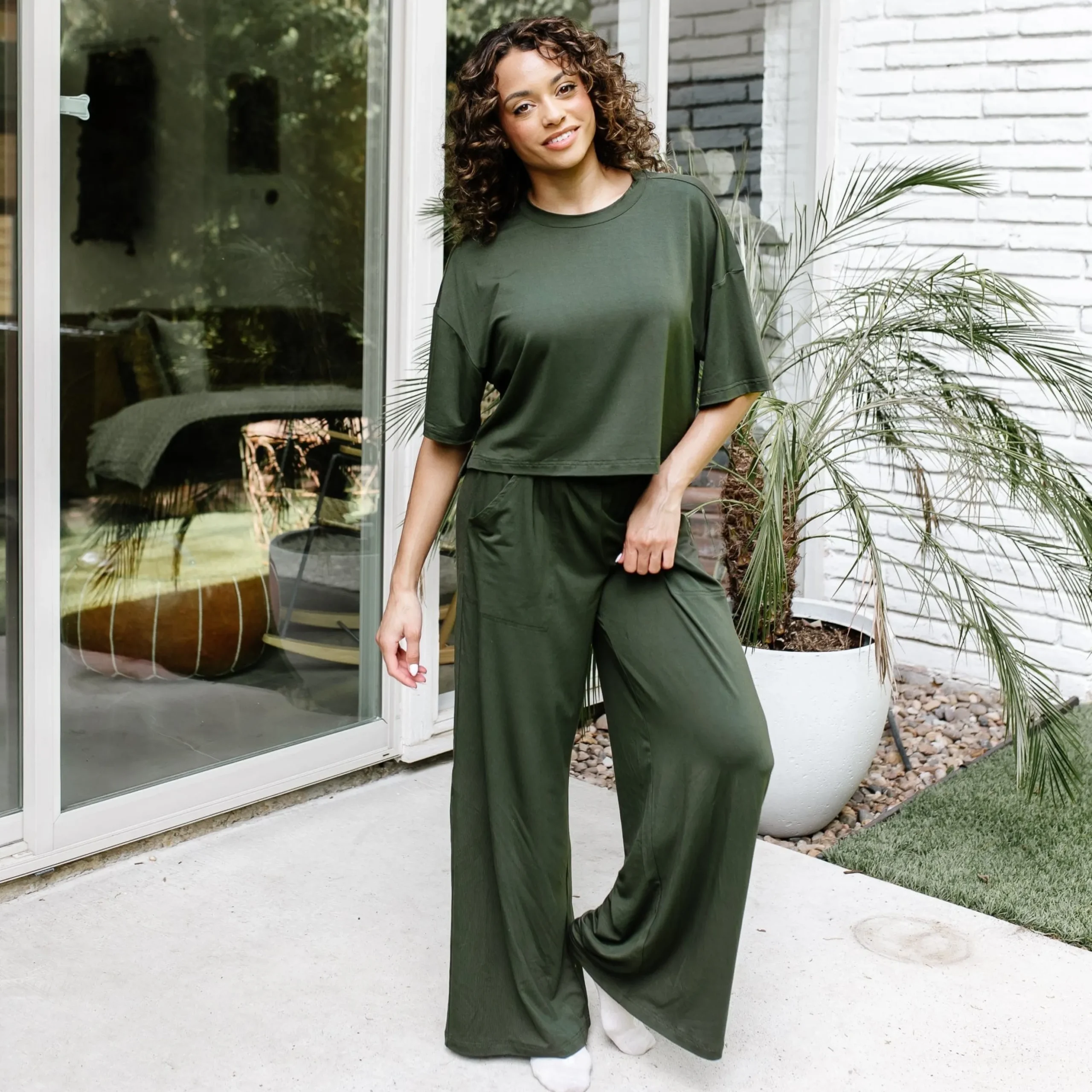 Women's Short Sleeve Tee in Fir